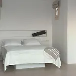 Almyriki Apartman Milopótasz